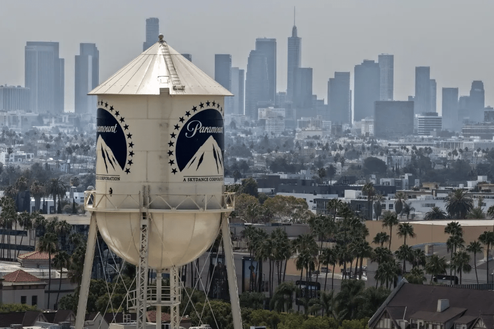 Paramount Warner Bros